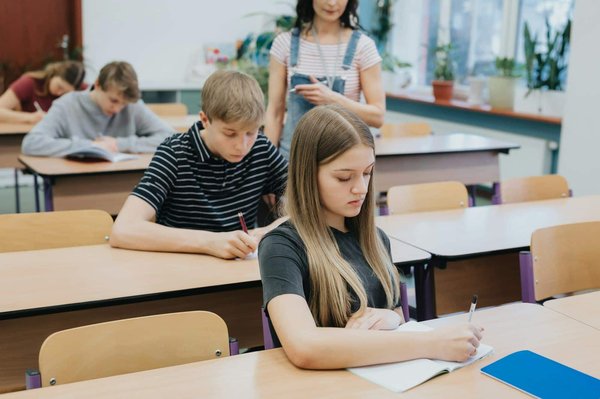 Affordable Ways to Experience Music Festivals in the UK: Your Ultimate Guide